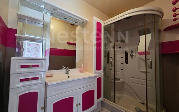 Maison de ville 90 m² avec 3 chambres, garage, jardin, terrasse et balcon proche centre-ville du Mans