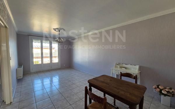 Maison de ville 90 m² avec 3 chambres, garage, jardin, terrasse et balcon proche centre-ville du Mans