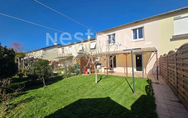 Maison de ville 90 m² avec 3 chambres, garage, jardin, terrasse et balcon proche centre-ville du Mans