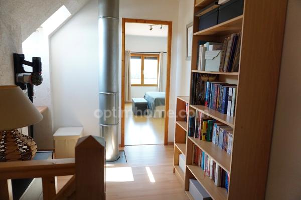 Maison à vendre avec 4 chambres, véranda et garage double à 8 km de Rioz