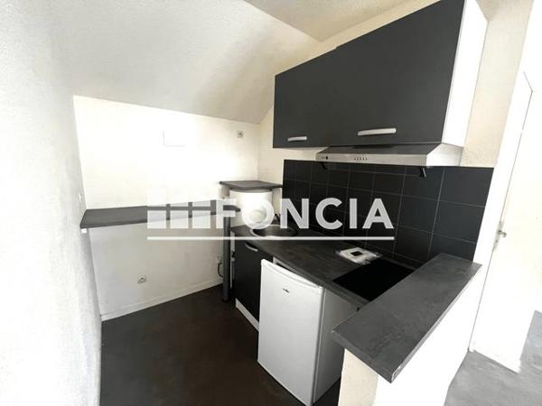 Location Studio 25.2 m² - 45 RUE LECOINTRE Reims 51100