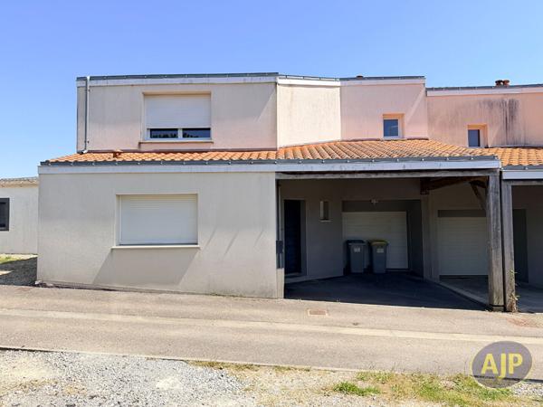 Location maison Saint Jean De Boiseau : 1 050 € - AJP Immobilier Saint Herblain