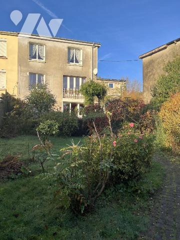 Nouveauté.
Notre Service Immobilier vous propose cette maison située à Wimille (à 2 pas du cen...