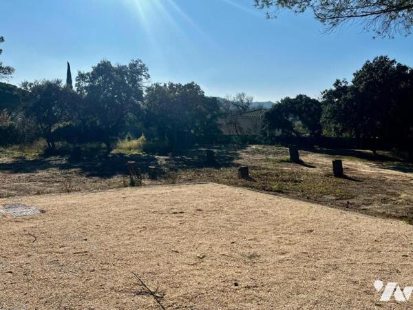 TERRAIN A BATIR TAVEL