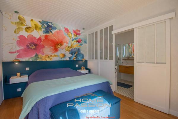 BREUILLET CENTRE - MAISON DE CHARME DE PLAIN PIED ENTIEREMENT RENOVEE