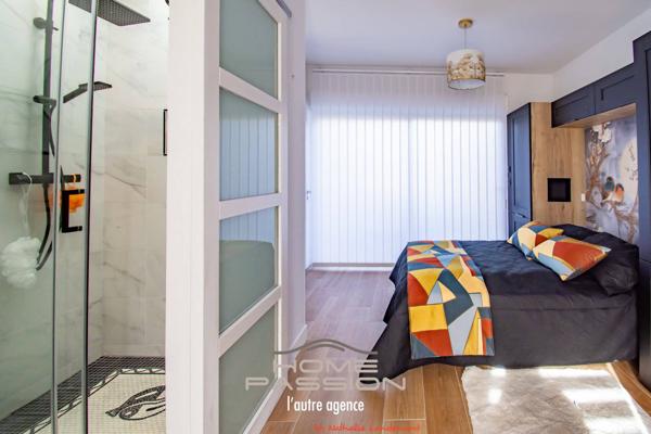 BREUILLET CENTRE - MAISON DE CHARME DE PLAIN PIED ENTIEREMENT RENOVEE