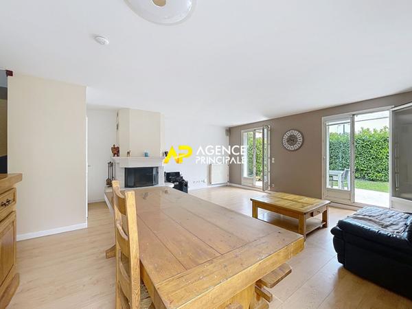 Montesson Centre - Maison 6 pièces 114 m2 €598 500 ** - Référence 9494