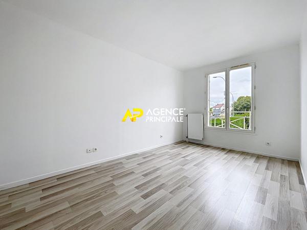 Montesson Centre - Maison 6 pièces 114 m2 €598 500 ** - Référence 9494