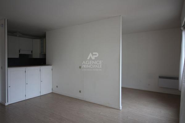 Appartement Poissy 2 pièce(s) 38.91 m2 Loyer 997 €/mois charges comprises **  - Référence  9218