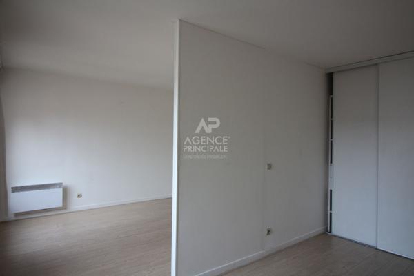 Appartement Poissy 2 pièce(s) 38.91 m2 Loyer 997 €/mois charges comprises **  - Référence  9218