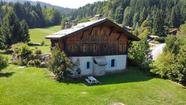 Haute Savoie (74), à vendre MORILLON - Domaine skiable du Grand Massif - Ferme Savoyarde P9
