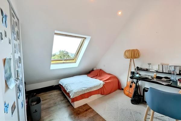 Ploeren : Maison familiale – 4 chambres + bureau avec jardin clos, entre Vannes et Auray