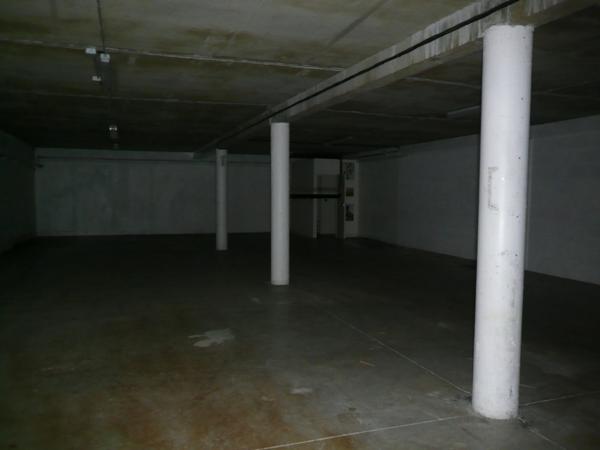 ⚜ A LOUER CHATEAUBERNARD Zone Commercial Local Bureau ⚜