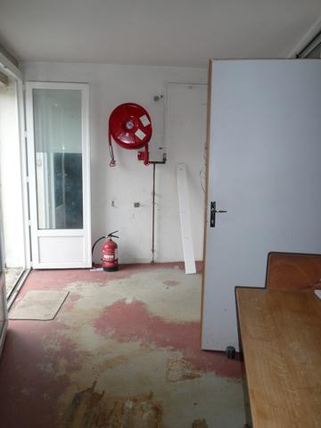 ⚜ A LOUER CHATEAUBERNARD Zone Commercial Local Bureau ⚜