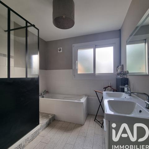 Maison à vendre 7 pièces 135 m² Chambray-lès-Tours