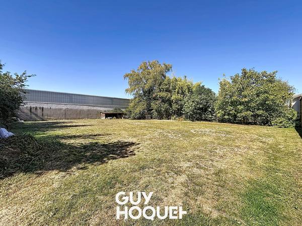 Terrain constructible 71850 CHARNAY-LES-MACON