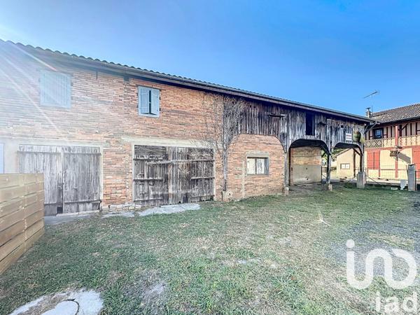 Immeuble à vendre 500 m² Arengosse