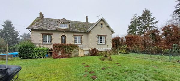 Maison individuelle sur sous sol total avec grenier aménageable à vendre