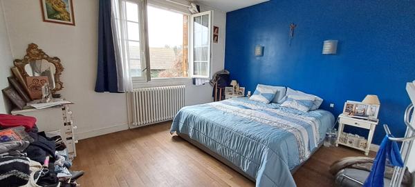 Maison individuelle sur sous sol total avec grenier aménageable à vendre