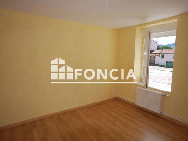 Location Appartement 5 pièces 116.03 m² - 103 PLACE DES MARRONNIERS Lentigny 42155