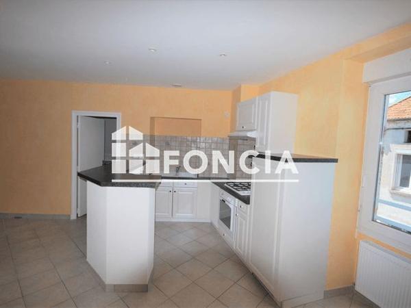 Location Appartement 5 pièces 116.03 m² - 103 PLACE DES MARRONNIERS Lentigny 42155