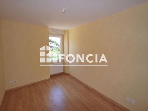 Location Appartement 5 pièces 116.03 m² - 103 PLACE DES MARRONNIERS Lentigny 42155