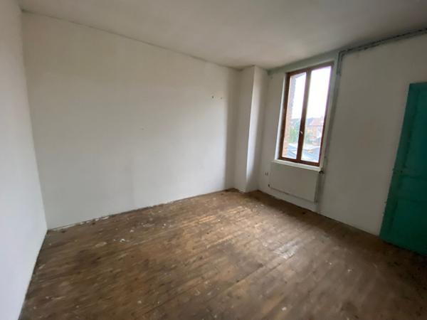 Maison à vendre à Saint Quentin - Opportunité à saisir
