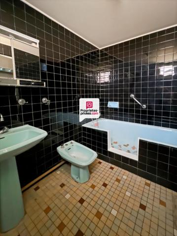 GRIGNOLS - Maison évolutive, 3 chambres, garage et grand jardin