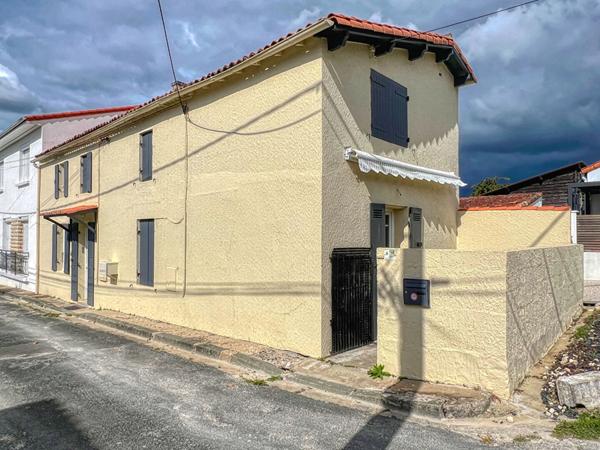 À vendre Ensemble immobilier à Saint-Palais-sur-Mer, à 800 m de la plage de Nauzan Saint palais sur mer