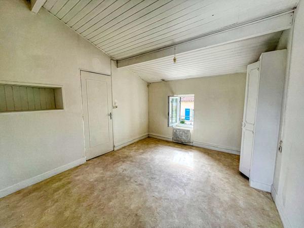 À vendre Ensemble immobilier à Saint-Palais-sur-Mer, à 800 m de la plage de Nauzan Saint palais sur mer