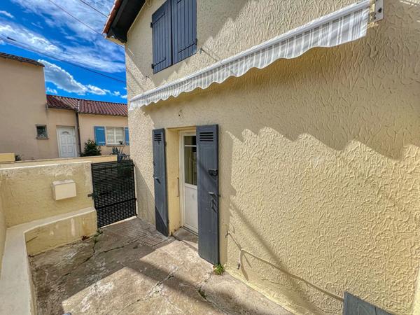 À vendre Ensemble immobilier à Saint-Palais-sur-Mer, à 800 m de la plage de Nauzan Saint palais sur mer