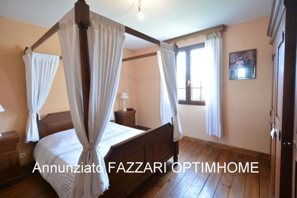 À vendre en exclusivité à Stenay, vaste maison familiale de plain-pied – 175 m² habitables – 5 chambres – terrain 1 528 m²