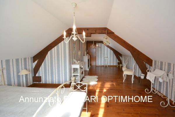 À vendre en exclusivité à Stenay, vaste maison familiale de plain-pied – 175 m² habitables – 5 chambres – terrain 1 528 m²