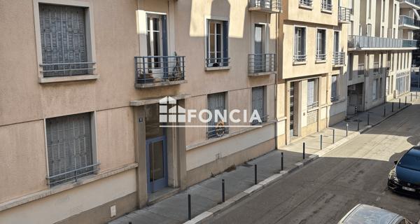 À vendre Studio 20.46 m² - Grenoble 38000