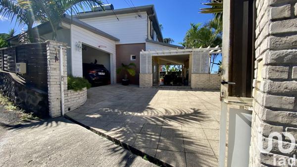 Maison 5 pièces de 116 m² à Le Tampon (97430)