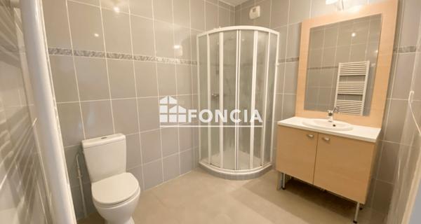 Location Appartement 2 pièces 43.5 m² - Saint-julien-en-genevois 74160