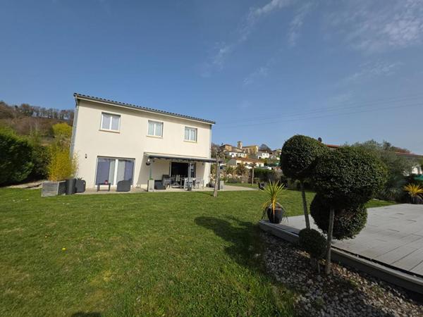 Maison comptemporaine 6 pièces 185 m2