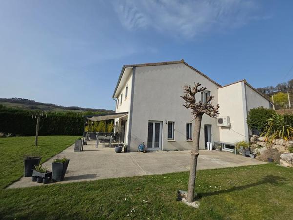 Maison comptemporaine 6 pièces 185 m2