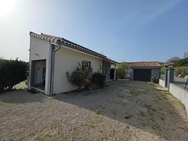 Maison comptemporaine 6 pièces 185 m2