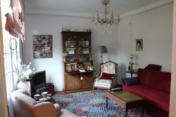 NIORT QUAI METAYER, ELEGANTE MAISON ANCIENNE EN PARFAIT ETAT D'ENVIRON 197M2 HABITABLE