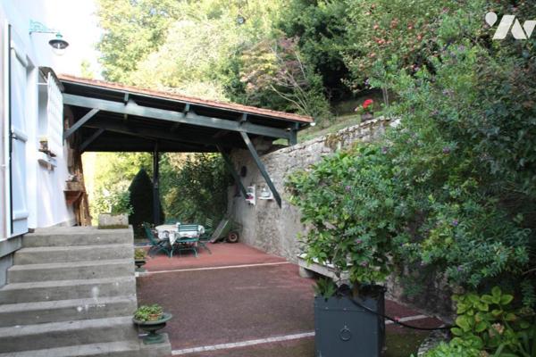 NIORT QUAI METAYER, ELEGANTE MAISON ANCIENNE EN PARFAIT ETAT D'ENVIRON 197M2 HABITABLE