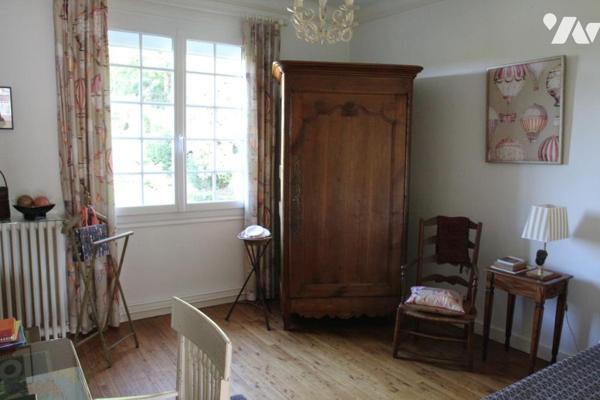 NIORT QUAI METAYER, ELEGANTE MAISON ANCIENNE EN PARFAIT ETAT D'ENVIRON 197M2 HABITABLE