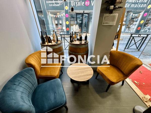 À vendre Local commercial 46 m² - Vienne 38200