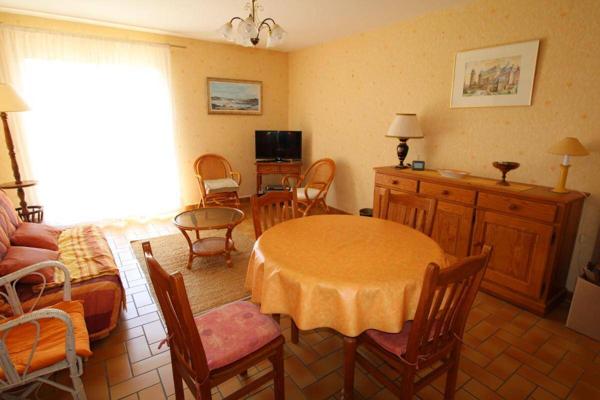 Appartement 3 pièces                                        - 35800 Dinard Réf : 2350