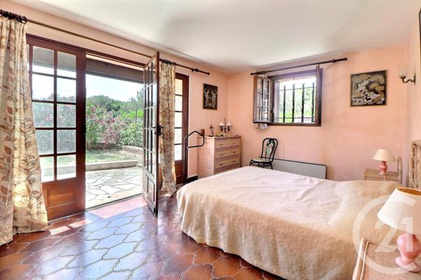 Maison à vendre  5 pièces - 106,08 m2 FREJUS - 83