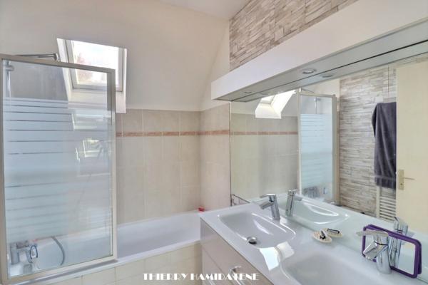 COEUR COLONIE !! 5MN A PIED DE LA GARE DU CENTRE VILLE DUPLEX TERRASSE DERNIER ETAGE 90M2 3 CHAMBRES ET BOX EN S/SOL