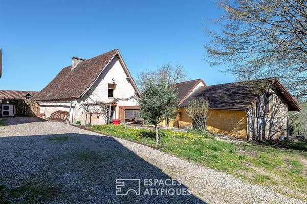 Authentique corps de ferme du XVIII e siècle entièrement rénové