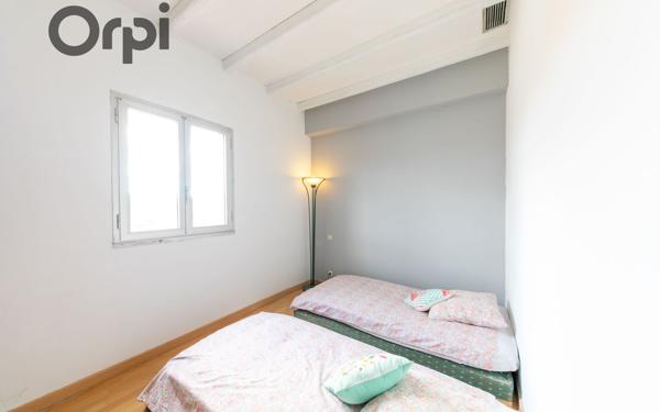 Maison à vendre    6 pièces •  Saint-Estève