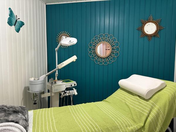 Location / Local Commercial