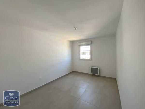 Appartement à louer 3 pièces 61.8m² Fréjus (83600)